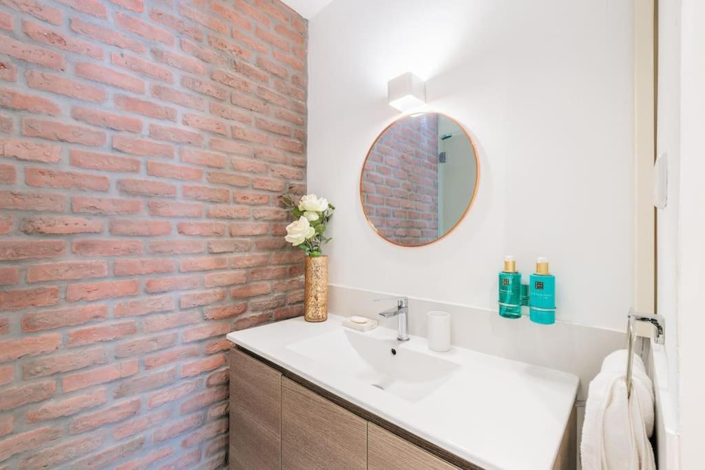 Amazing Flat 5 Balconies In Chueca - Gran Via Apartment Madrid Exterior foto